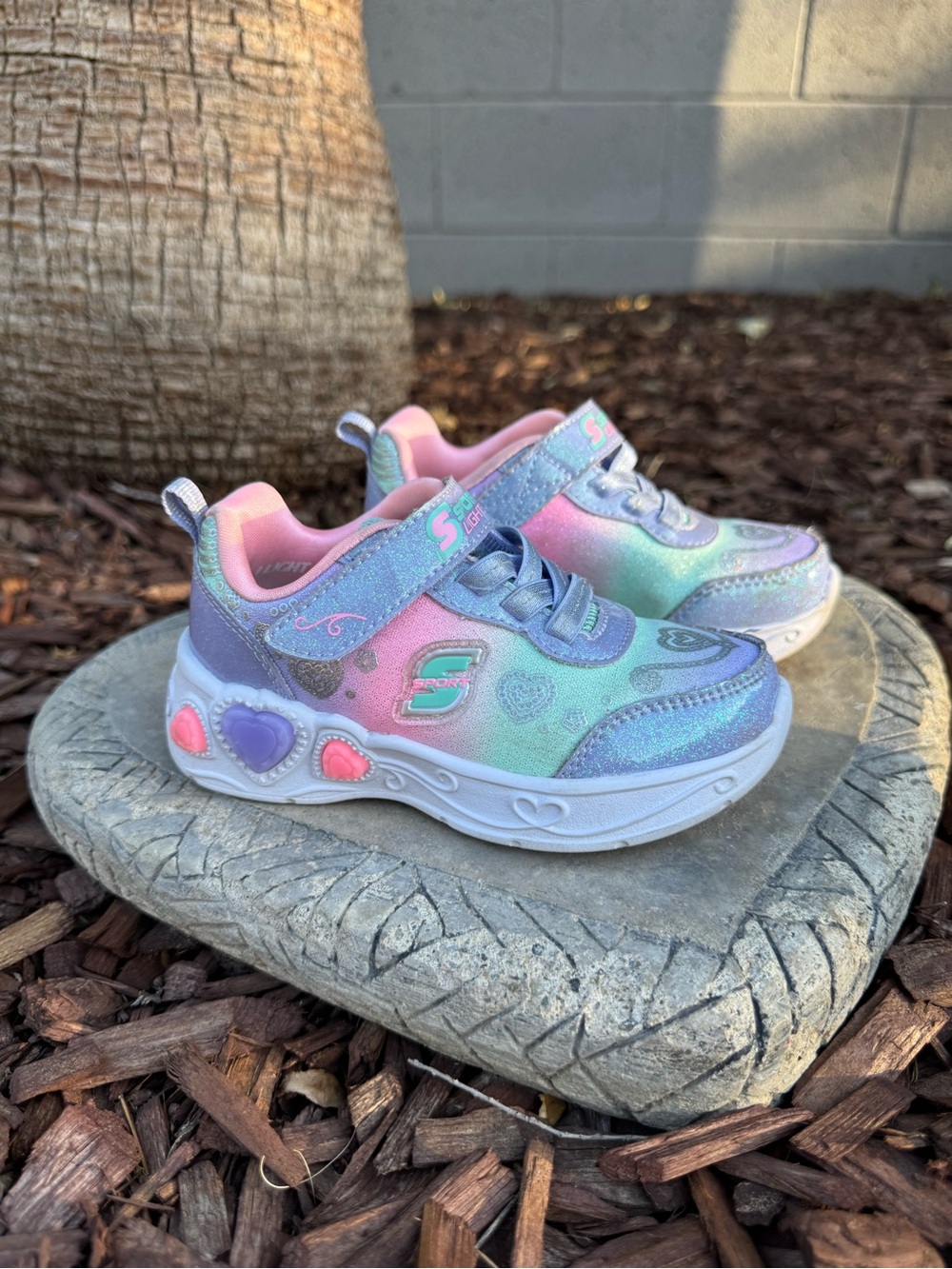 Skechers Kids Light Up Sneakers Pink Purple Mint Glitter Heart Accents